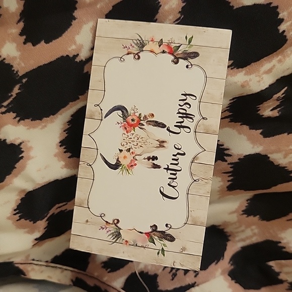 Bohemian Leopard Print Halter Camel Sleeveless Top Size  L - Picture 4 of 4